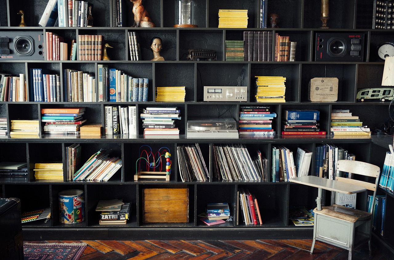 <p>When managing Airbnb, it’s important to remember that old cliché: a little goes a long way. Most Airbnb hosts won’t want to pay over the odds just to rent out their room, so how can you remain frugal but ensure a stay to remember? Here are our best ideas for hosting your holiday letting on a budget.</p>